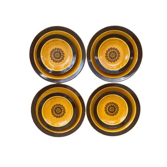 Vintage Homer Laughlin, Apollo, Stoneware, 4 Dinner and 4 Salad Plates, 8 pieces - Picture 1 of 8